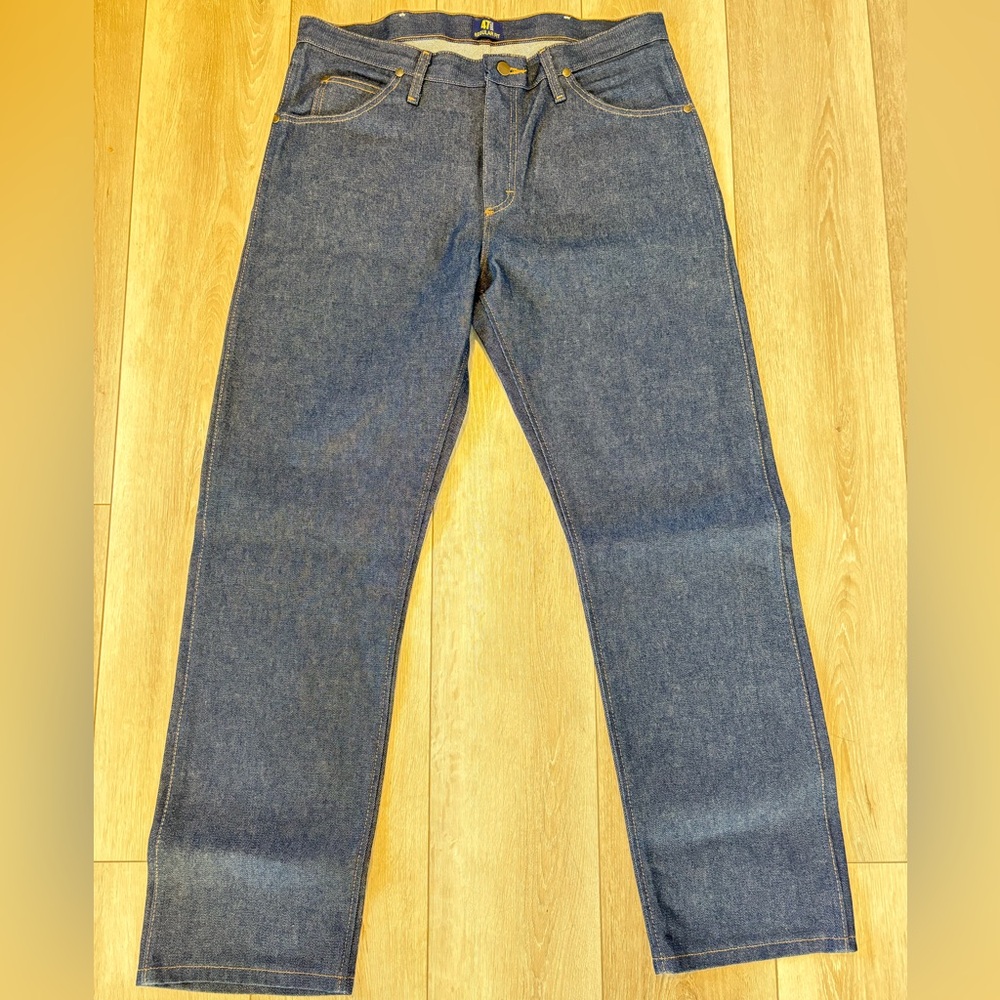 Unworn 35x30 Wrangler 47MWZ Rigid/Raw Premium Performance Cowboy Cut Regular